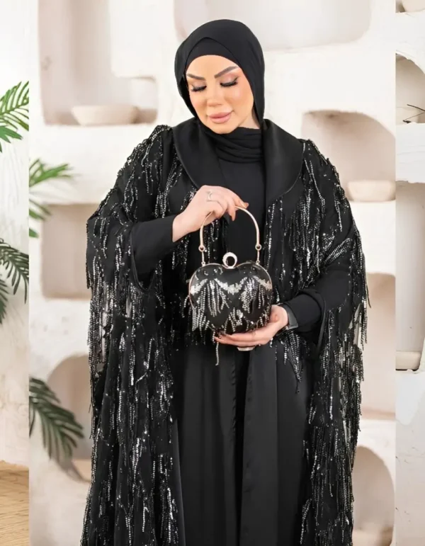 elegant-hijab-evening-outfit-black-abaya عباية نسائية فاخرة – أناقة محتشمة